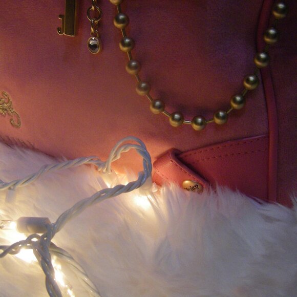 Juicy Couture Exclusive Love Potion Classic Juicy Lover Weekender Bag NWT - Picture 9 of 16